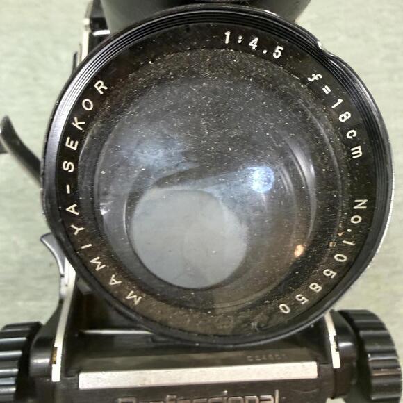 Mamiya C330 Professional TLR Camera with 105mm F/3.5 + 180mm Lens - Picture 6 of 14